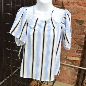 CRAVE JANE BY ALMOST FAMOUS WOMENS BLOUSE